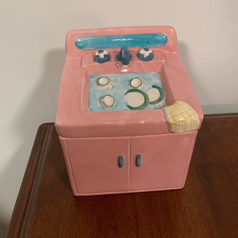 Vintage cookie jar